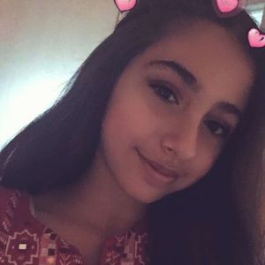 Meet your Posher, Layan